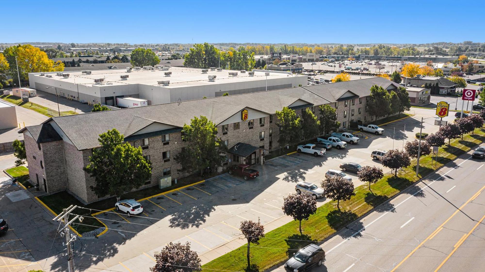 Super 8 By Wyndham Mt. Pleasant Hotel Mount Pleasant Exterior photo
